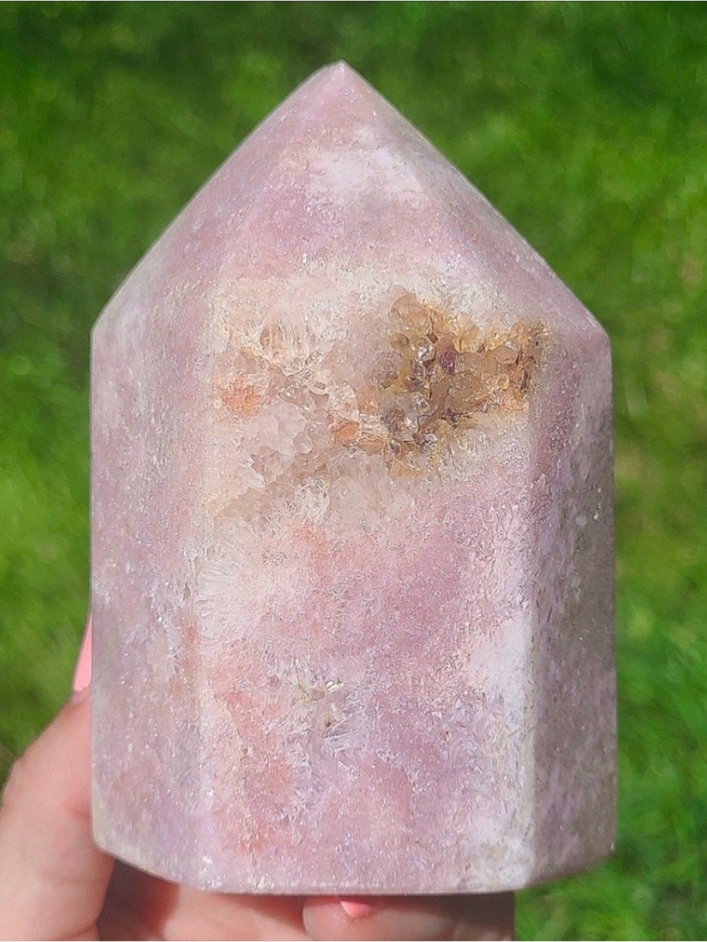 Pink Amethyst Tower (m)